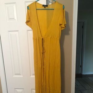 Long yellow dress